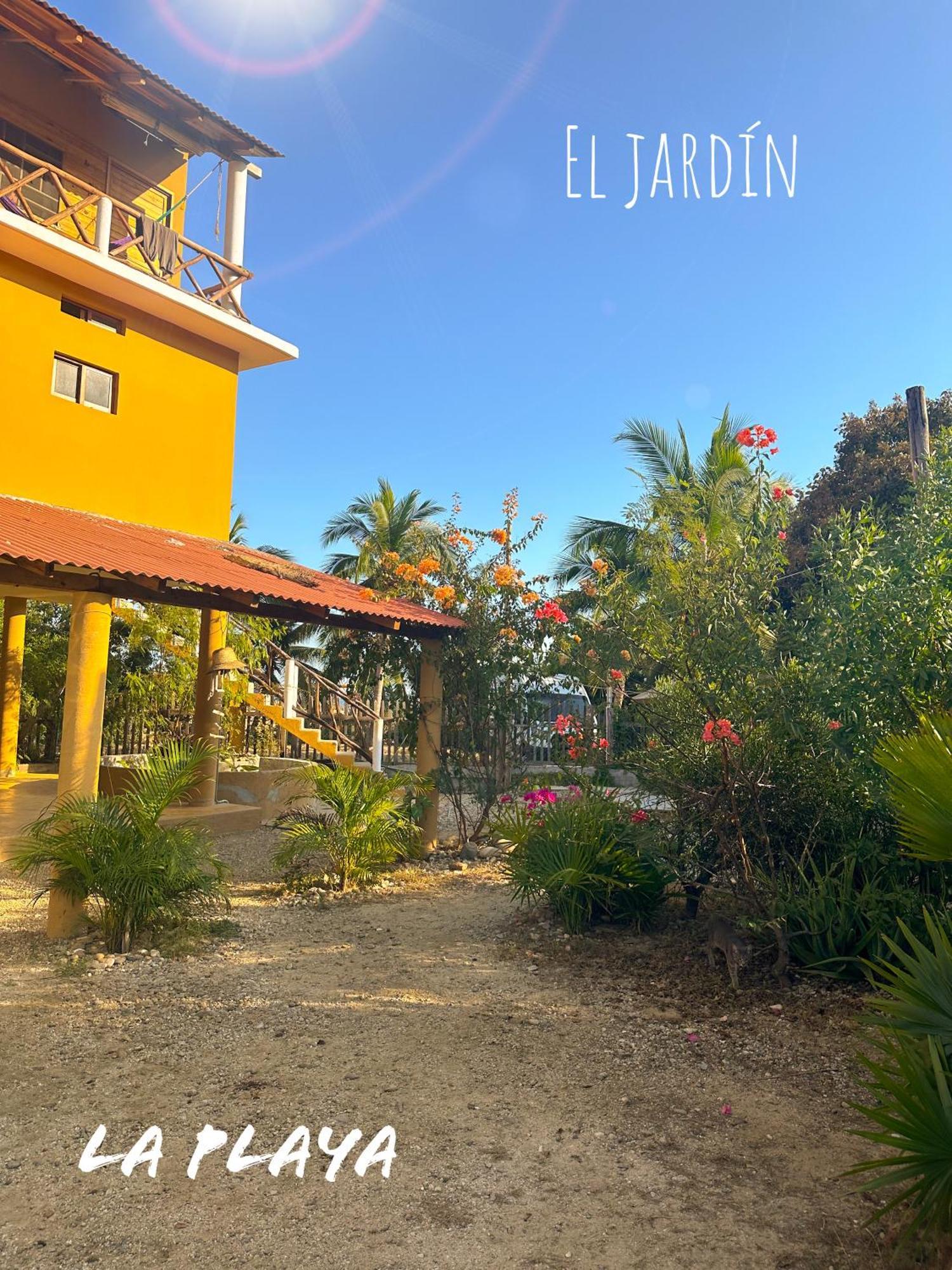 Hotel La Playa Mazunte Exterior photo